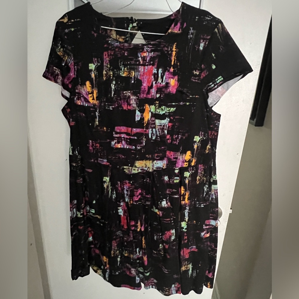 Cute multi coloured short sleeve dress